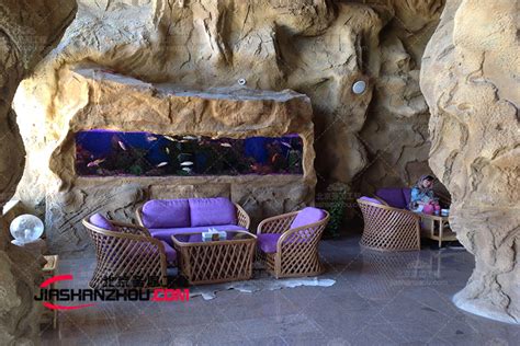 中南半岛人造山洞别墅度假村具设计感的卧室效果图-新闻资讯