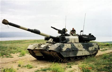1/72 T-80BVM主战坦克_静态模型爱好者--致力于打造最全的模型评测网站