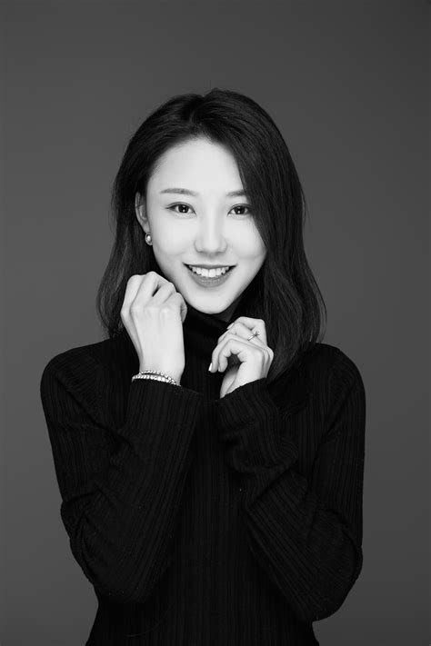 李艺璇图片