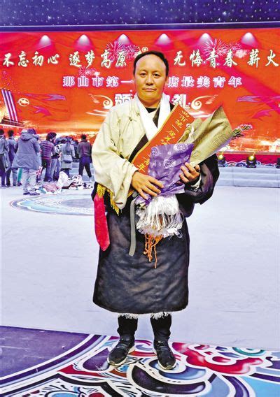 贡布多杰: 传承民族文化 点燃创业梦想_西藏那曲新闻网