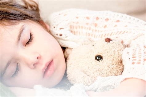 怎样让孩子安稳的睡个好觉？睡觉训练理论篇 - 知乎