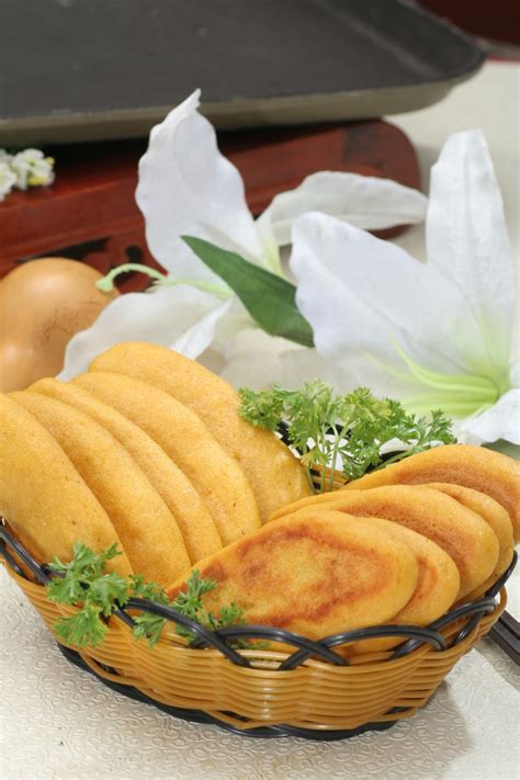 锅贴玉米饼 (1) - 菜鸟图库