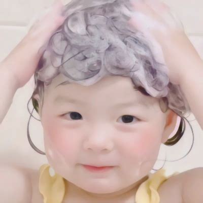女孩洗头非主流头像