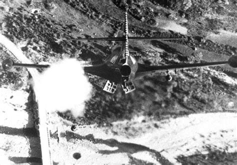 1944年美军首次轰炸中国东北 遭遇自杀式撞击 损失7架B-29_凤凰网