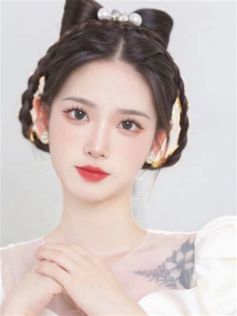 双丸子头的古风头像女生