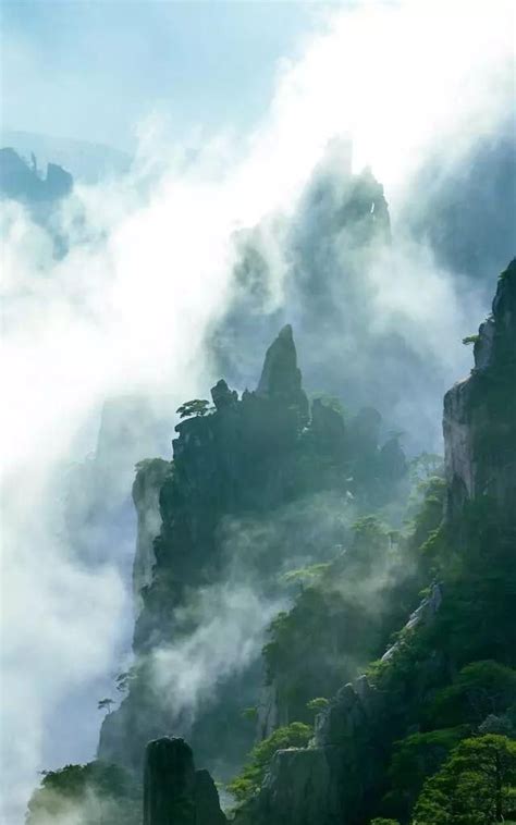 华山的顶峰高清图片下载_红动中国
