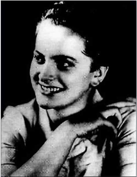 德国纳粹最美女魔头伊尔玛·格蕾泽 死刑提无耻要求_奇象网