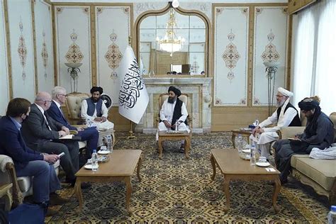 美国与阿富汗塔利班首次面对面高层会晤，尴尬吗？ - 知乎