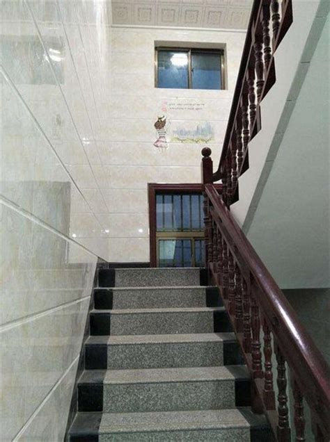 别墅楼梯设计需注意九个事项 - 装修保障网