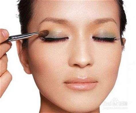 彩妆和美妆的区别:化妆和美妆都是很常见的两种彩妆工具