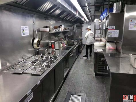 大型餐厅厨房设计案例分享厨房设计要点分析-深圳百厨厨具设备有限公司