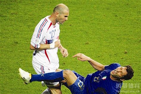 回顾2006年世界杯决赛，齐达内红牌罚下，意大利终夺冠_腾讯视频