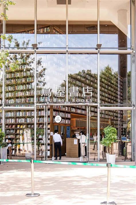 透过日本书店创新型商业模式，洞悉书业的现在和未来_言几