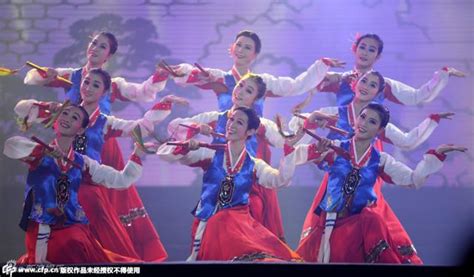 朝鲜族手鼓舞表演 - 大众网