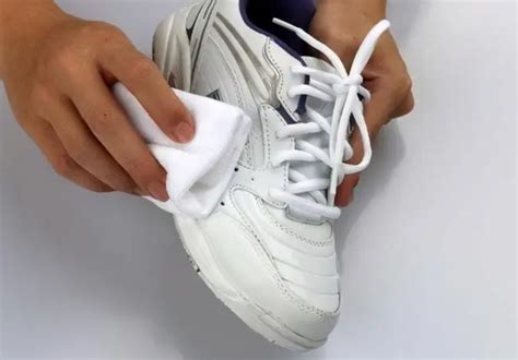 中国布鞋十大名牌，十大奢侈小白鞋品牌