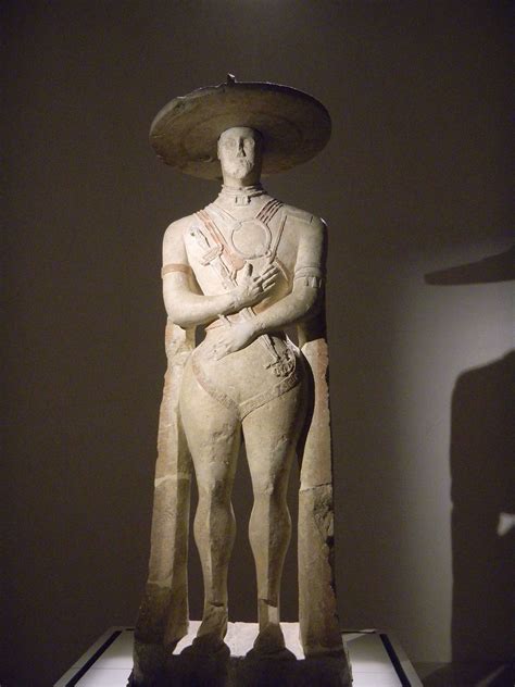 为什么公元前/希腊/罗马以及米开朗琪罗等的雕塑风格特别凸显男性肌肉线条？ - 知乎