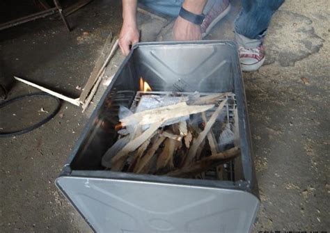 钢板自制烧烤炉尺寸图,如何简单的烤炉,自己在家制作烤架_大山谷图库