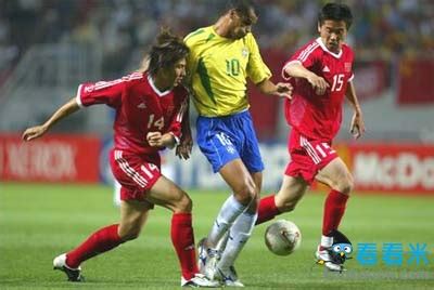 2002世界杯中国对巴西,2002杯中队,2002中vs超清_大山谷图库