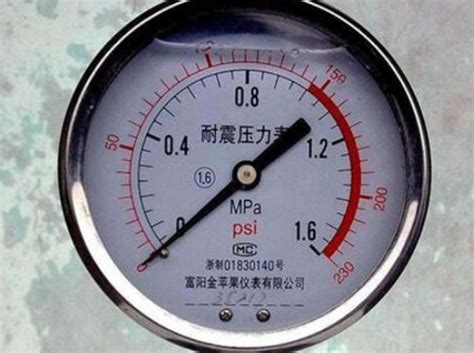 燃气压力表_燃气压力表 osaka西牌微压表 y75防止型 - 阿里巴巴