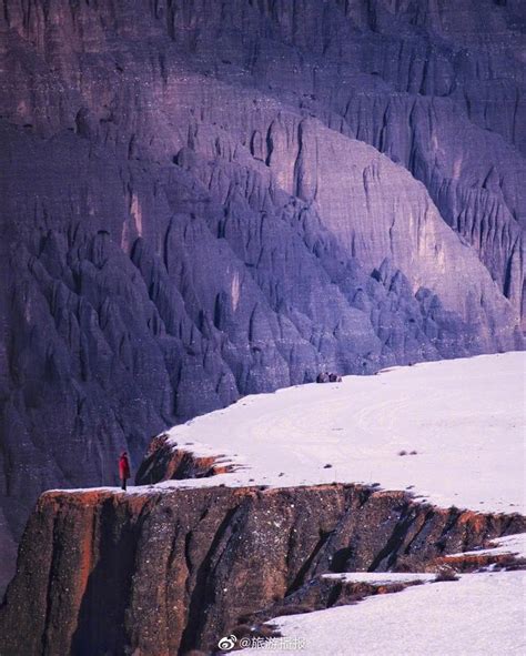新疆独山子大峡谷，不一样的雄奇壮阔，豪迈粗狂……__财经头条