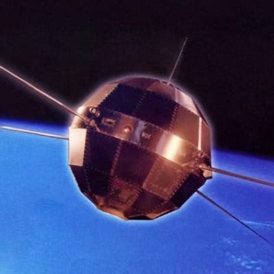 我国第一颗人造卫星被命名为“东方红一号”，这个名字从何得来？_凤凰网视频_凤凰网