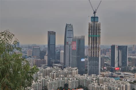 最高单价近5万元/㎡ 东莞第一高楼房价备案引关注_手机新浪网