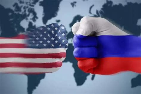 美西方企图分裂俄罗斯，俄乌冲突已变为“美俄直接对抗的战争”？_凤凰网视频_凤凰网