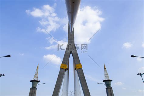 拉玛八世桥高清摄影大图-千库网