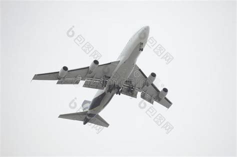 揭秘赵本山私人飞机“本山号” - 中国民用航空网