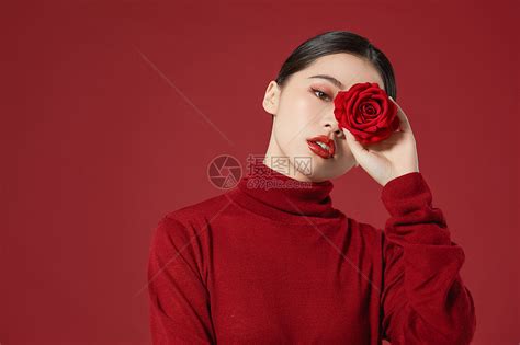 非主流手拿玫瑰头像