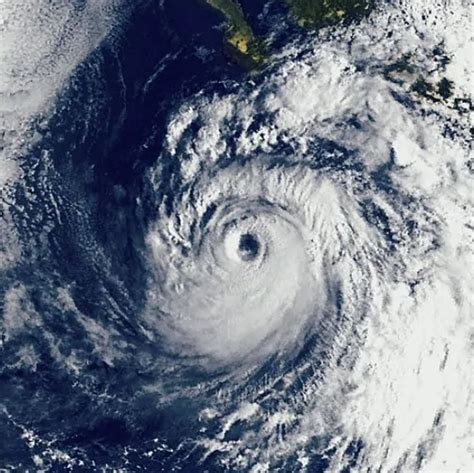 厦门莫兰蒂台风是几月几日发生的-百度经验
