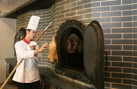 北京十大烤鸭店：利群烤鸭店上榜，全聚德第一 - 手工客