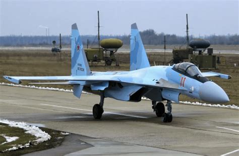苏-35 战斗机 (Su-35 ) - 爱空军 iAirForce