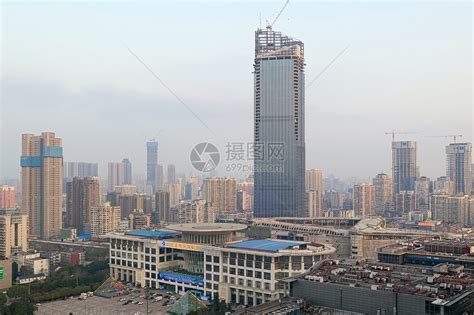 城市正在建设的高楼建筑高清图片下载-正版图片501209660-摄图网