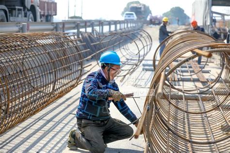浙江湖州：便民桥改造建设忙-人民图片网