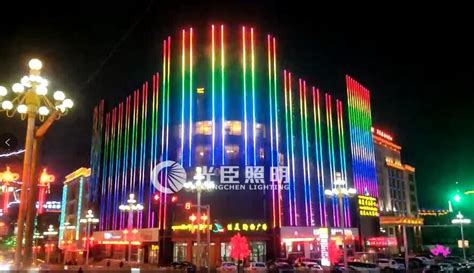 LED全彩线条灯应用之城市商业体夜景亮化