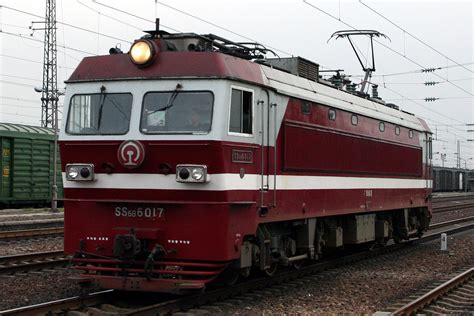 中国铁路韶山7(SS7)型电力机车_360百科