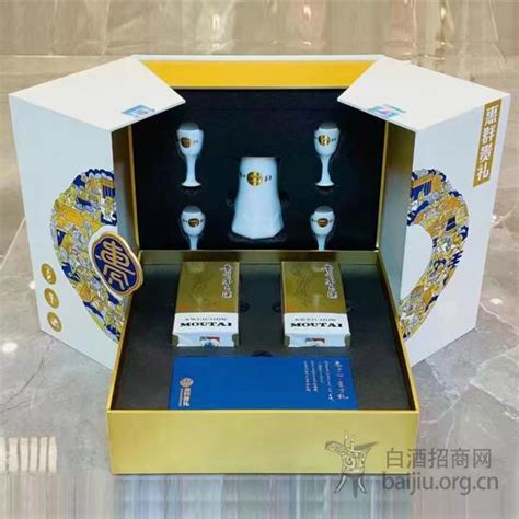 惠群贵礼礼盒（酒+酒器）-贵州惠群贵礼名优特产商贸有限公司