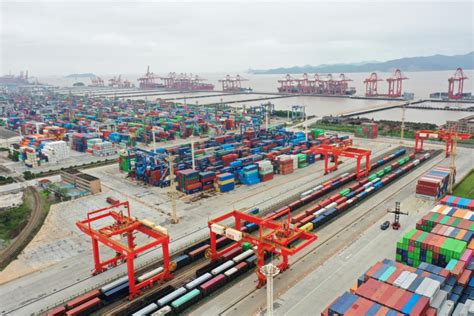 前4月宁波舟山港货物吞吐量超4亿吨