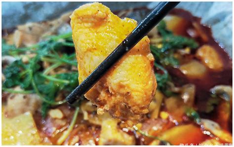 安徽淮北“无刺纸包鱼”火锅，来自大洋深处的鱼，味美鲜嫩爽口