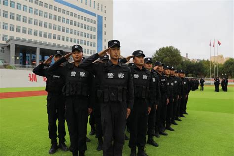 青海省黄南州公安局组织开展警务实战技能训练(组图)-特种装备网