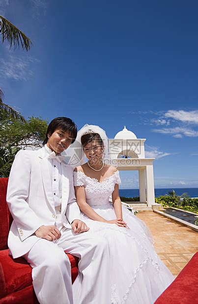 日式婚礼要戴面具吗？日本传统婚礼穿什么服装都有哪些流程_99婚礼网