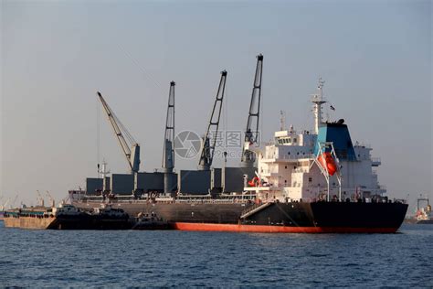 国际集装箱货轮、货运飞机远洋物流运输、货运运输、海运照片摄影图片_ID:304403102-Veer图库