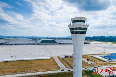 鄂州花湖机场顺丰国际货站 正式启用