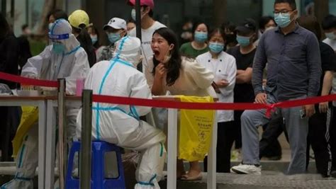 北京多区发布通知：无社会面活动人员不外出可不必每日核酸检测|界面新闻 · 中国