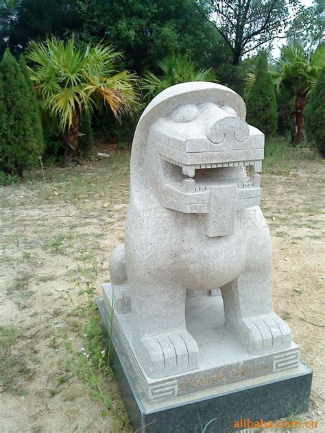 惠安石雕献钱狮圆雕刻好质量青石南狮高1.5米-阿里巴巴