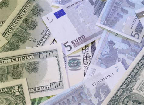 您知道美元、欧元、日元、英镑等对人民币汇率变动影响有多大吗？__财经头条