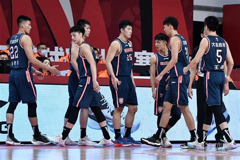 cba季后赛，广东男篮赢得难看，但就是能赢下来_东方体育