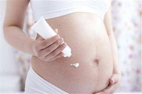 孕妇肚子上的妊娠线和妊娠纹，一字之差大有不同，孕期功课要做足_平安健康