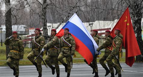 军事专家：中俄联合演习地域正在拓展 演习内容只会越来越丰富 - 俄罗斯卫星通讯社